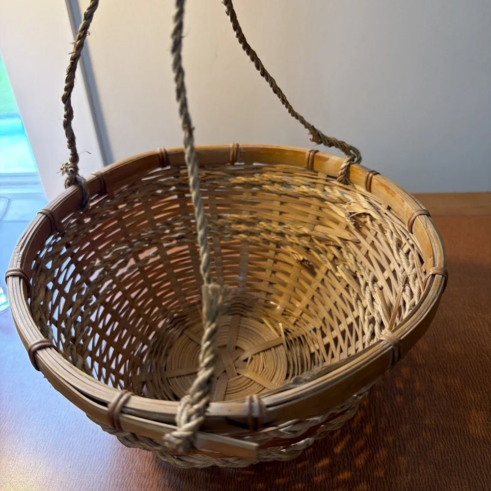 Vtg Hanging Flower / Plant / Geranium Baskets Woven 10